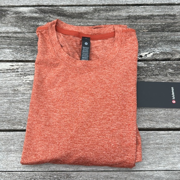 Lululemon Soft Jersey Tee Shirt Mens orange Heathered size Small NWT - Picture 2 of 7